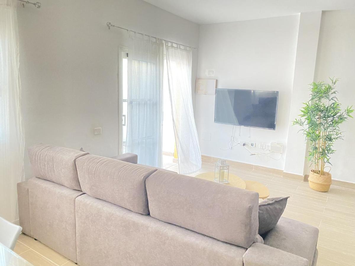 Homeforguest Two Bedroom Apartment With Pool And Terrace Caleta De Fuste Eksteriør billede